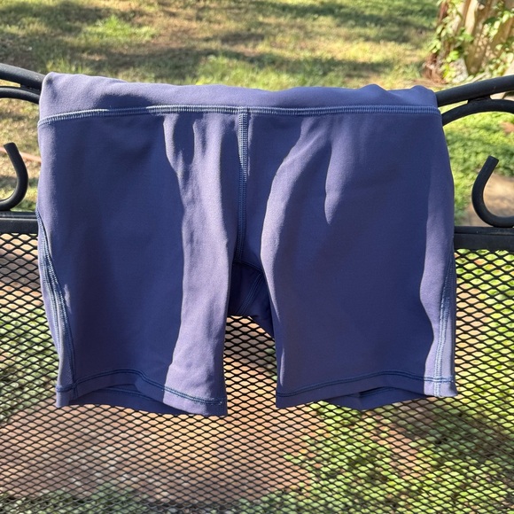 Lululemon Align High-Rise Shorts 6” – Violet Verbena (Periwinkle) – Size 4 - Picture 12 of 14